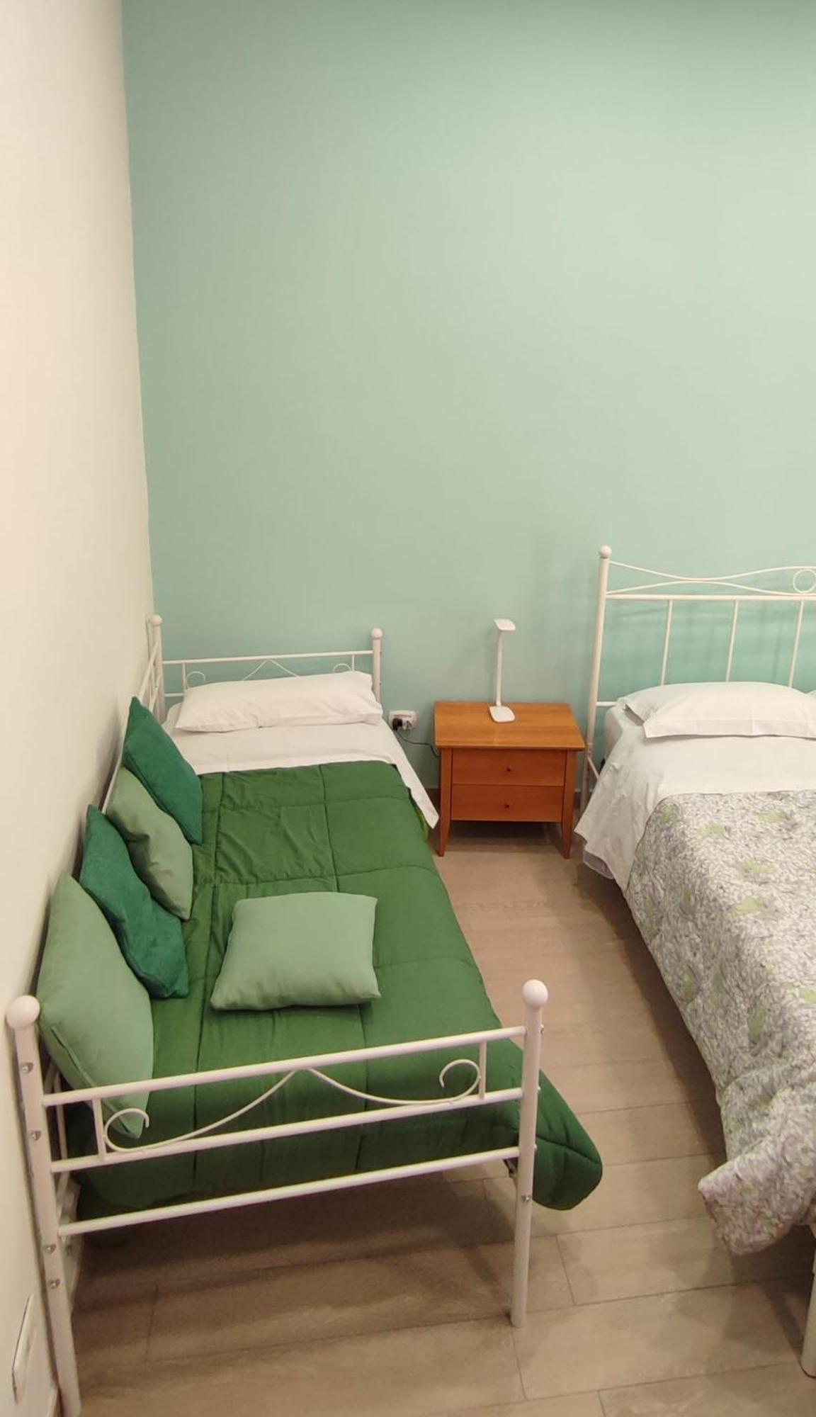 Casa Vacanze Napoli Centro Carmen & Sara Eksteriør billede