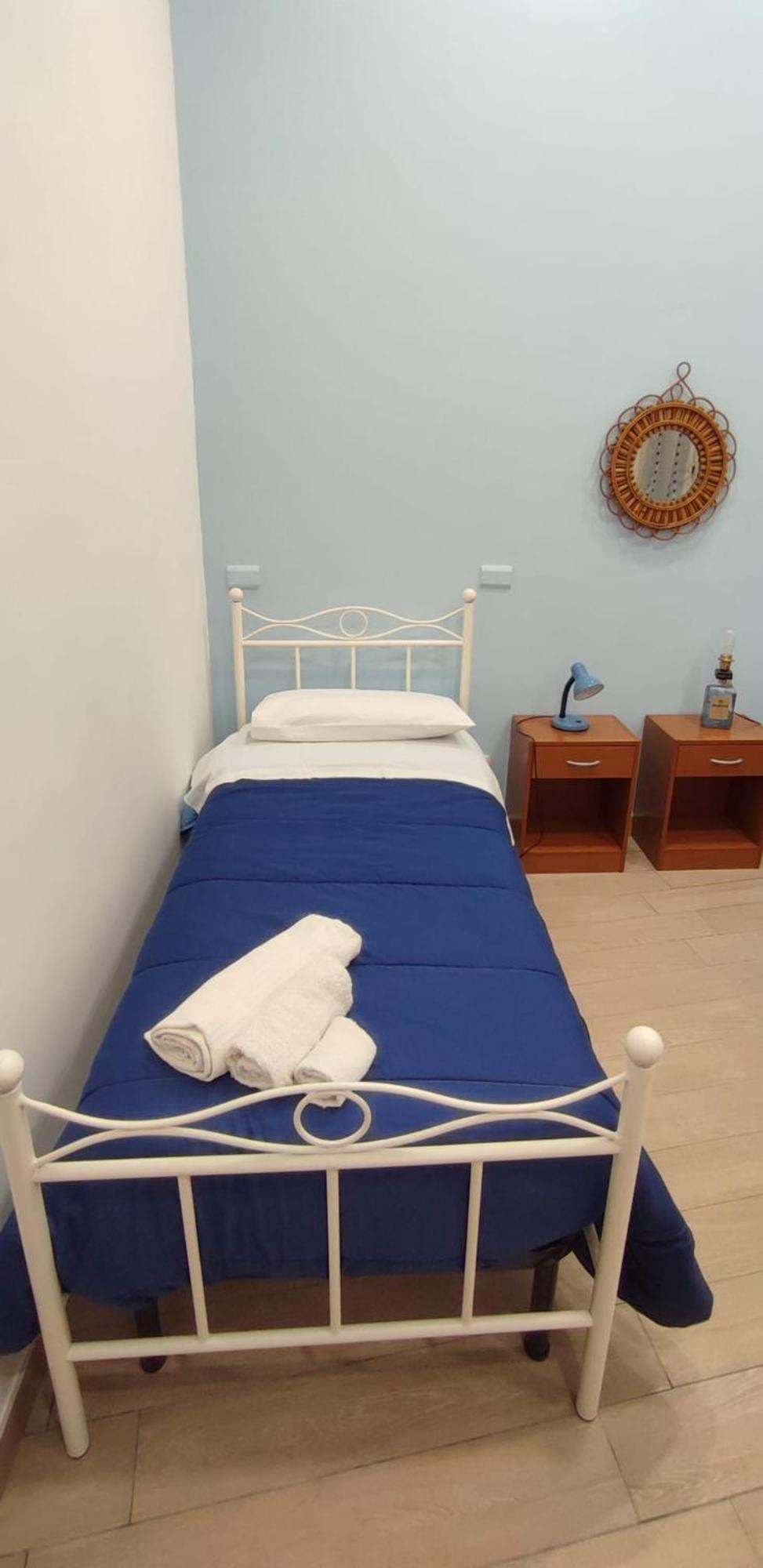 Casa Vacanze Napoli Centro Carmen & Sara Eksteriør billede